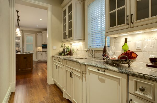 Butlers Pantry Installation in Harker Heights