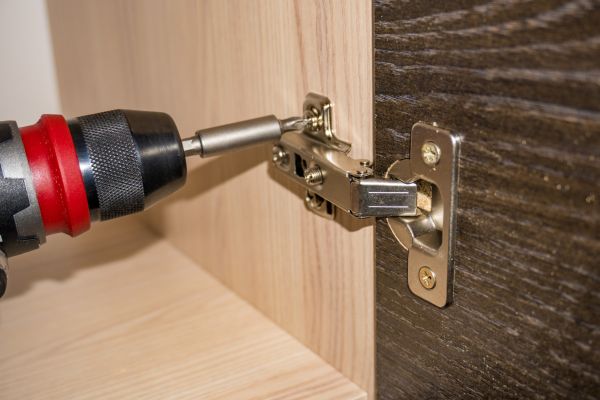 Cabinet Hinge Replacement in Harker Heights
